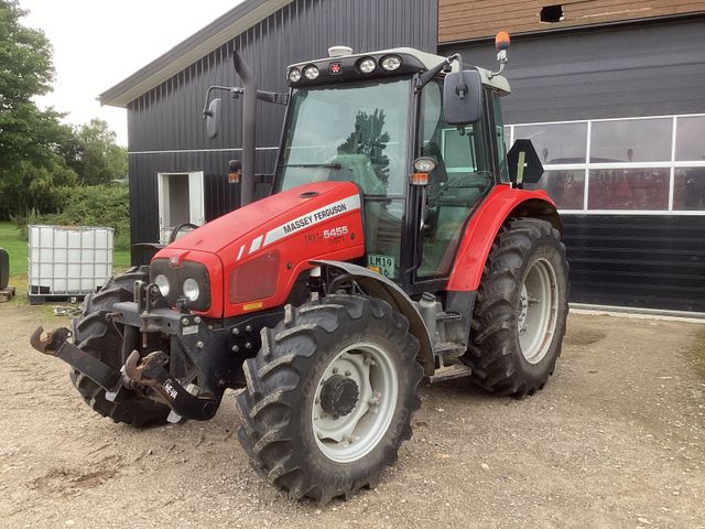 Massey Ferguson 5455 DYNA 4