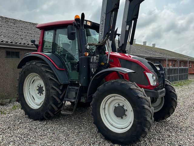 Valtra N123 H5