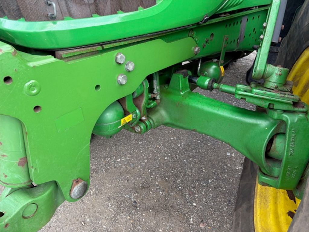 John Deere 7530 PREMIUM AUTOQUARD, FRONTLIFT – billede 3
