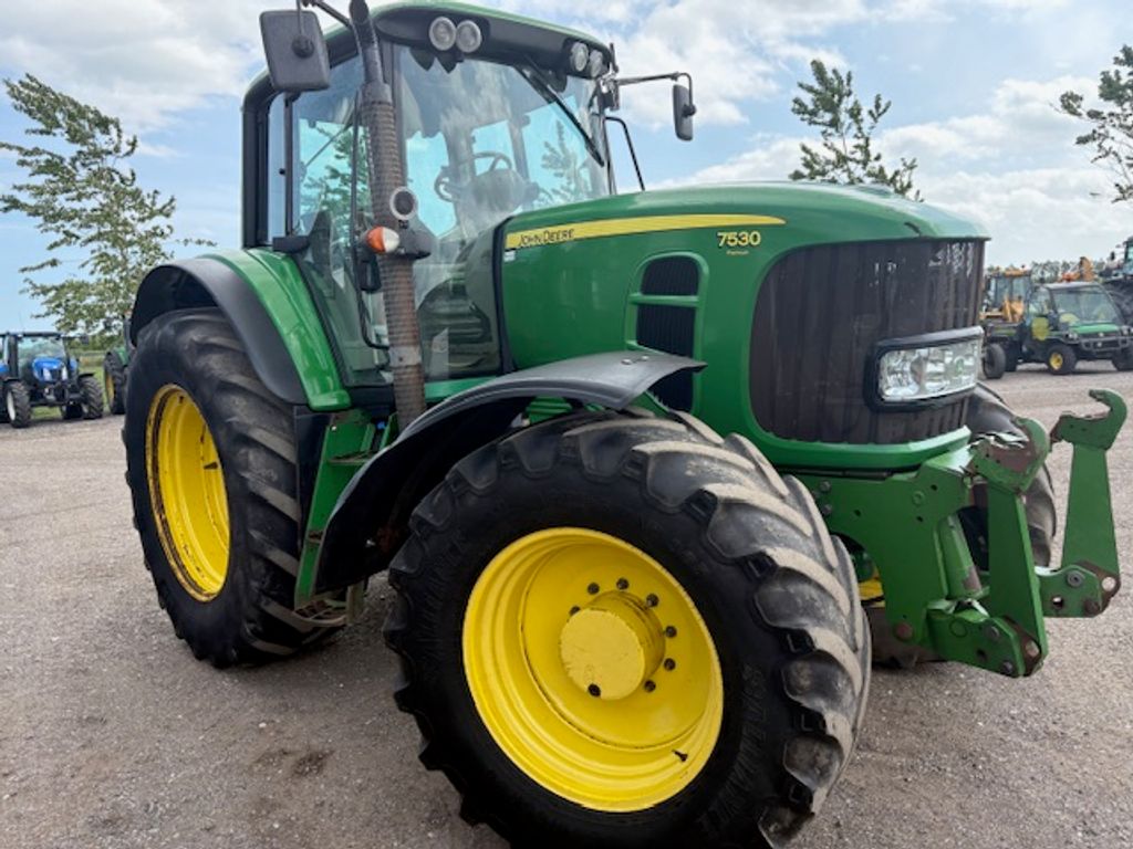 John Deere 7530 PREMIUM AUTOQUARD, FRONTLIFT – billede 6