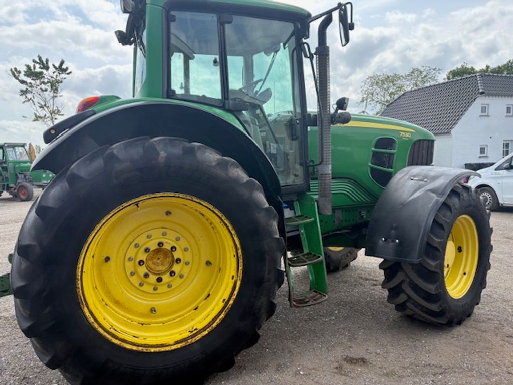 John Deere 7530 PREMIUM AUTOQUARD, FRONTLIFT – billede 8