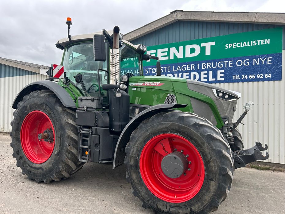 Fendt 942 Gen6 Profi Plus VarioGrip - Traktorer - Traktorer 4 wd - 4