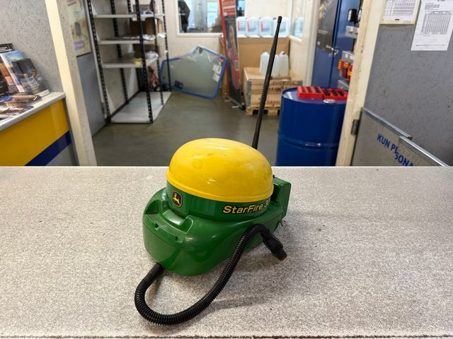 John Deere STARFIRE 3000 RTK