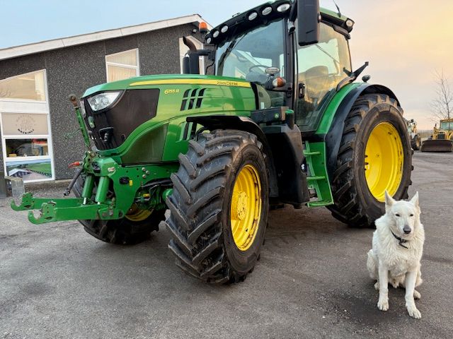 John Deere 6155R