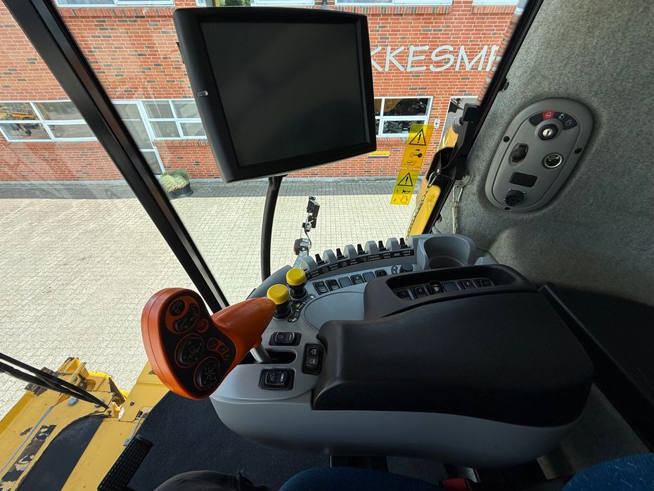 New Holland CR9080 SLH Elevation - Høstmaskiner - Mejetærskere - 19