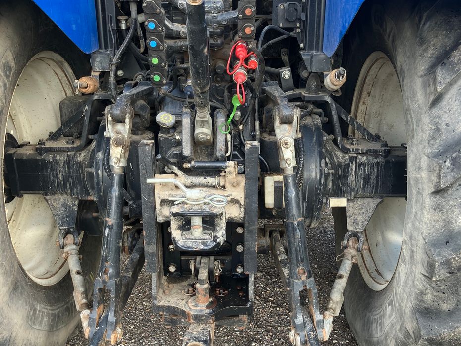 New Holland T7.175 Auto Command - Traktorer - Traktorer 4 wd - 6