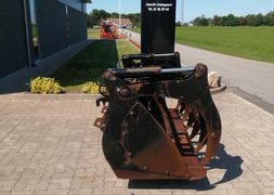 Brugt Giant pelikanskovl 220 cm 57 tons maskine