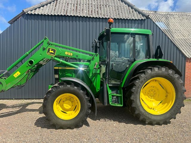 John Deere 6310