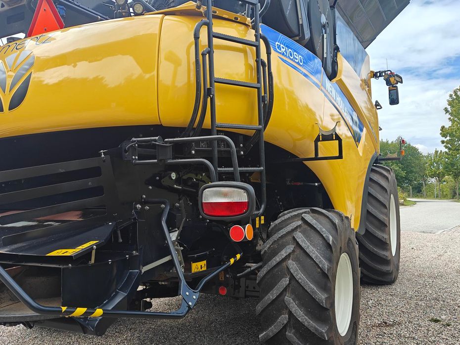 New Holland CR10.90 10.90 ST5 EU 14,5 - Høstmaskiner - Mejetærskere - 5