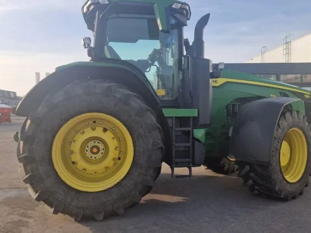 John Deere 8R410