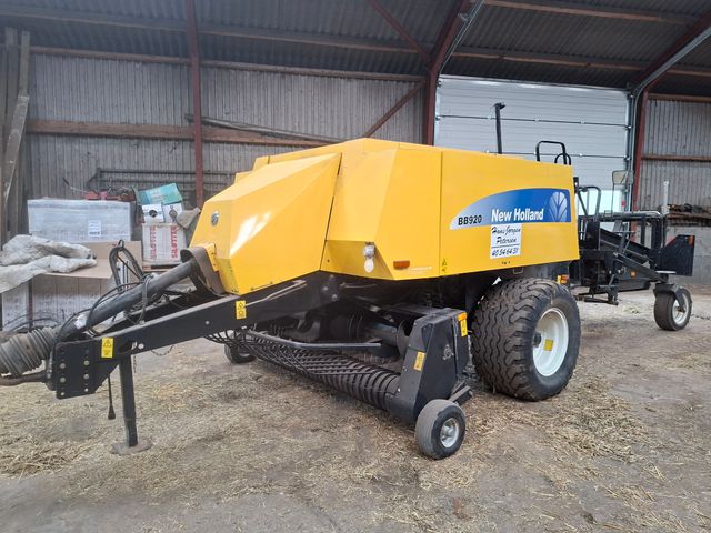 New Holland BB 920