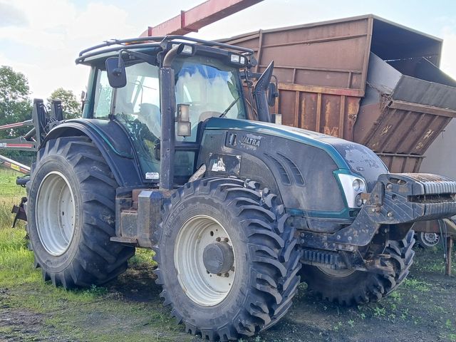 Valtra T193