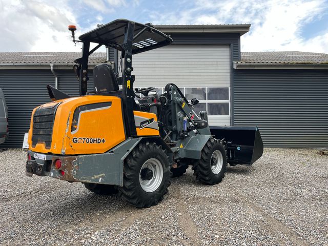 Giant G2700 HD PLUS