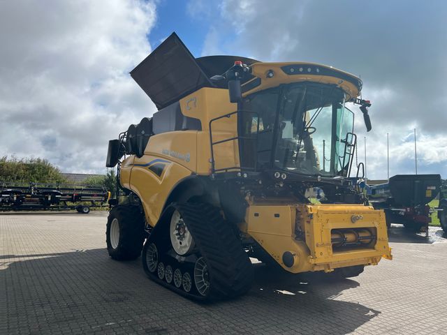 New Holland CR10.90