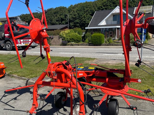 Kuhn GF502 Vender