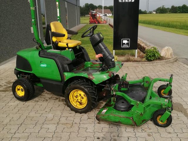 John Deere F 1400