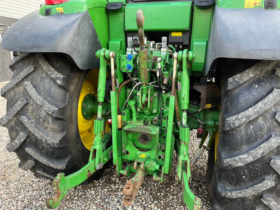 John Deere 6930 AutoPower med frontlift og front PTO - Traktorer - Traktorer 4 wd - 20