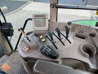 John Deere 6930 AutoPower med frontlift og front PTO - Traktorer - Traktorer 4 wd - 13
