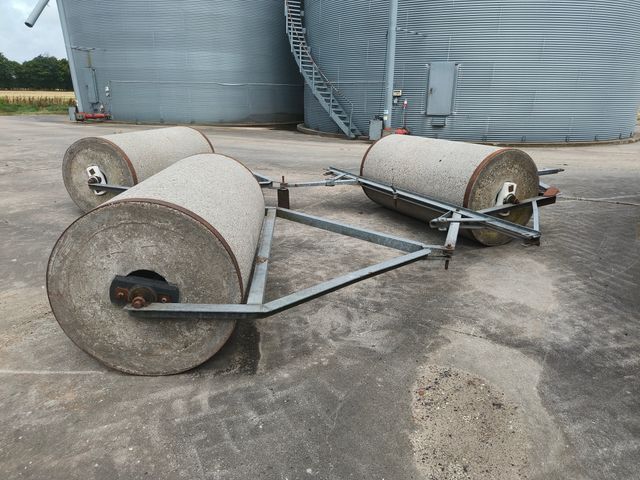 Agerskov Cementtromle med 3 led