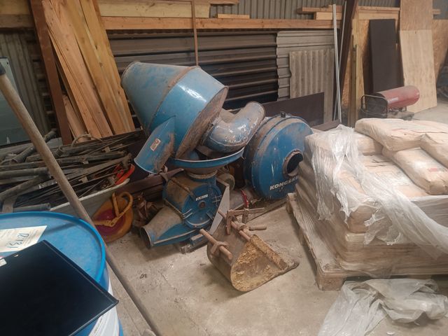 Kongskilde SUC 300 E / TRL 300