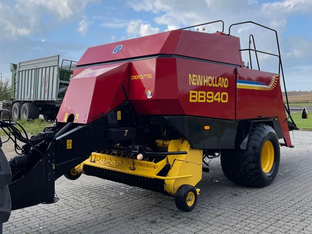 New Holland BB940