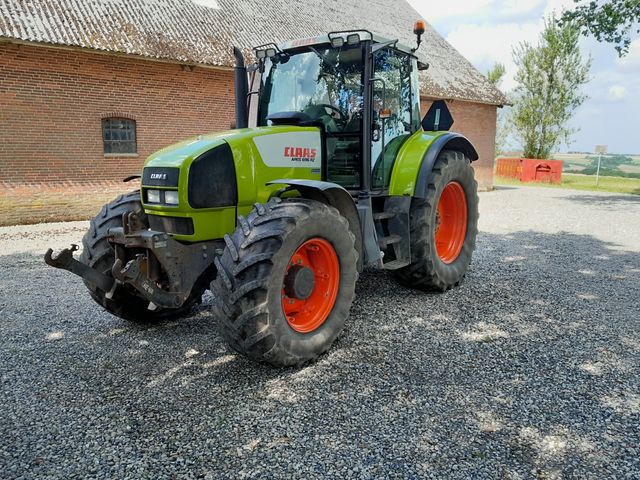 CLAAS Ares 696RZ