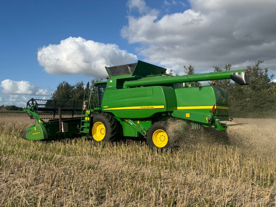 John Deere T660 4wd & Powerflow skærbord, autotrac ready - Høstmaskiner - Mejetærskere - 8