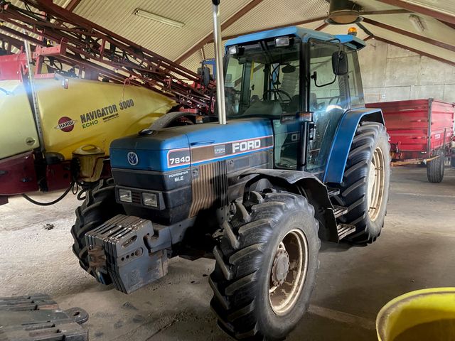 Ford New Holland 7840 Power Star SLE 