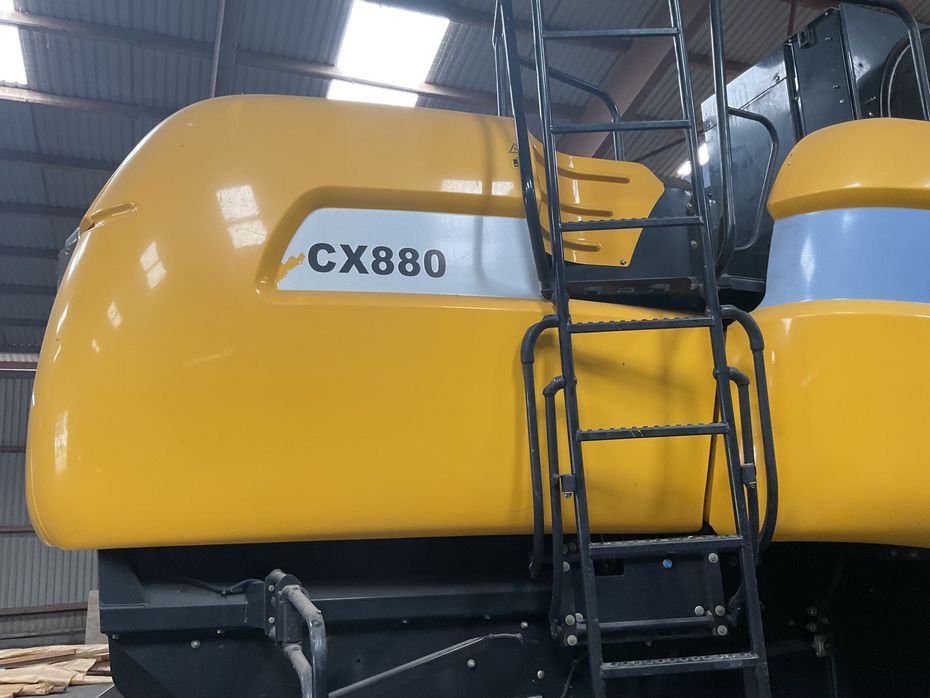 New Holland CX880 med skærebordsvogn - Høstmaskiner - Mejetærskere - 14