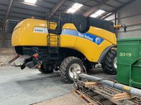 New Holland CX880 med skærebordsvogn - Høstmaskiner - Mejetærskere - 4