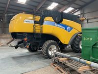 New Holland CX880 med skærebordsvogn - Høstmaskiner - Mejetærskere - 3
