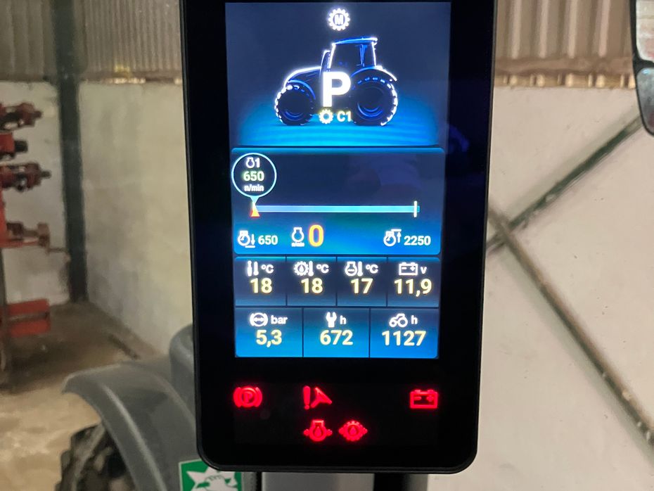 Valtra T195 Active -----  SÆLGES FOR KUNDE ---  KUN KØRT 1130 Timer  --- - Traktorer - Traktorer 4 wd - 6