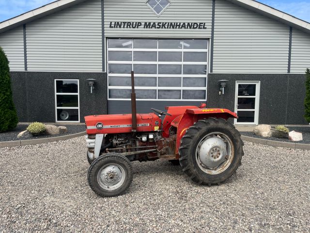 Massey Ferguson 135