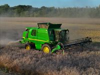 John Deere T660 4wd & Powerflow skærbord, autotrac ready - Høstmaskiner - Mejetærskere - 1
