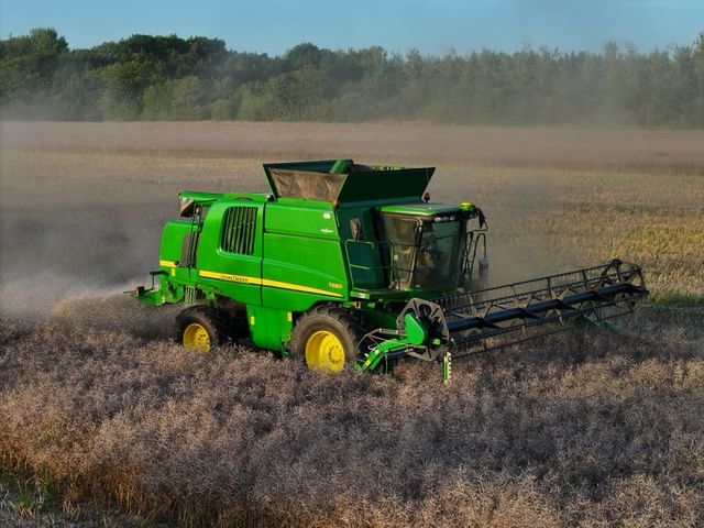 John Deere T660 4wd