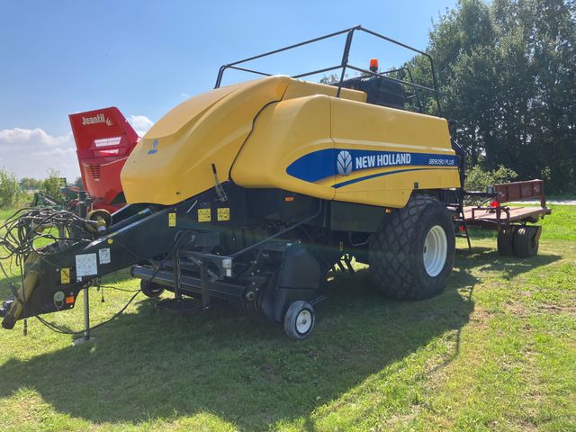 New Holland bb9090 plus