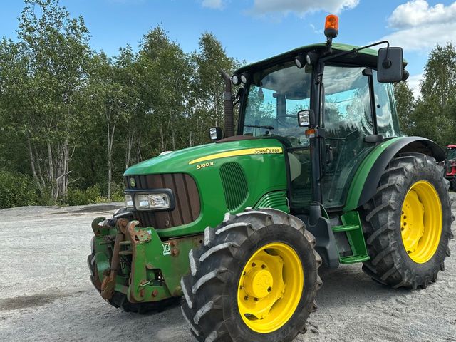 John Deere 5100R