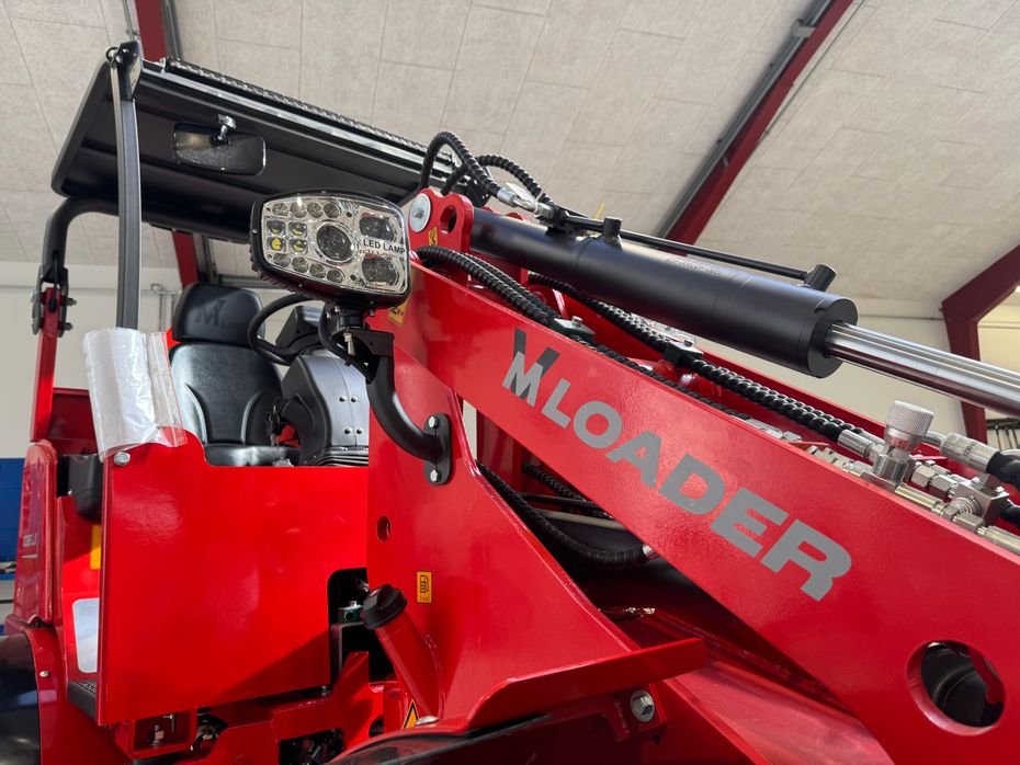 VM Loader 1036LX FABRIKSNY MED SKOVL OG PALLEGAFLER! ÆGTE BESTSELLER! - Læssemaskiner - Minilæssere - 14