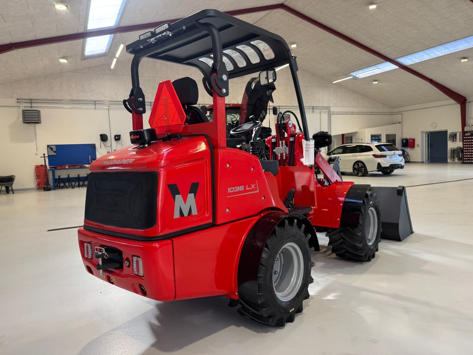 VM Loader 1036LX FABRIKSNY MED SKOVL OG PALLEGAFLER! ÆGTE BESTSELLER! - Læssemaskiner - Minilæssere - 9
