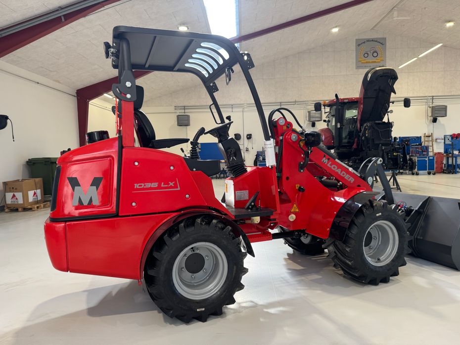 VM Loader 1036LX FABRIKSNY MED SKOVL OG PALLEGAFLER! ÆGTE BESTSELLER! - Læssemaskiner - Minilæssere - 10