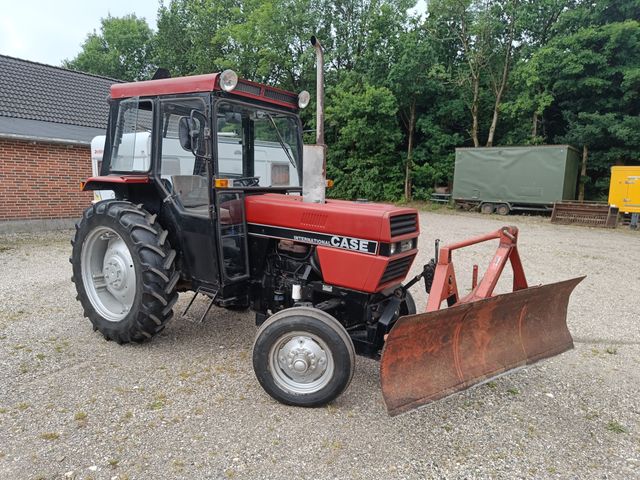 Case IH 485
