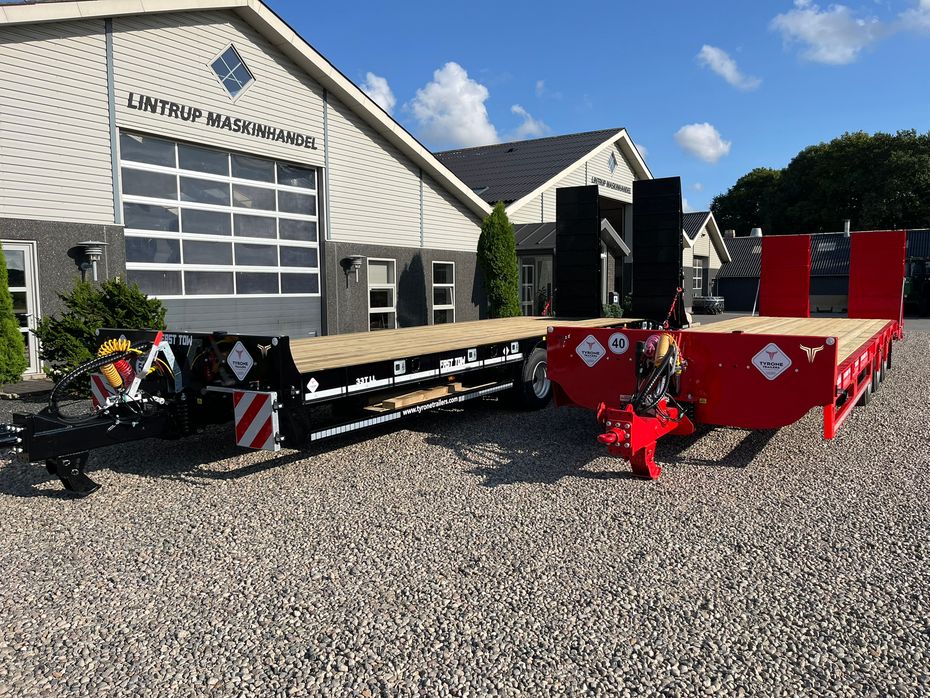 Tyrone 33TLL LANG MODEL med kombi bremser, både luft og hydrauliske bremser. Affjedret træk og affjedret aksler. Med hydrauliske ramper og værktøjskasse - Vogne - Maskintransportvogne - 24