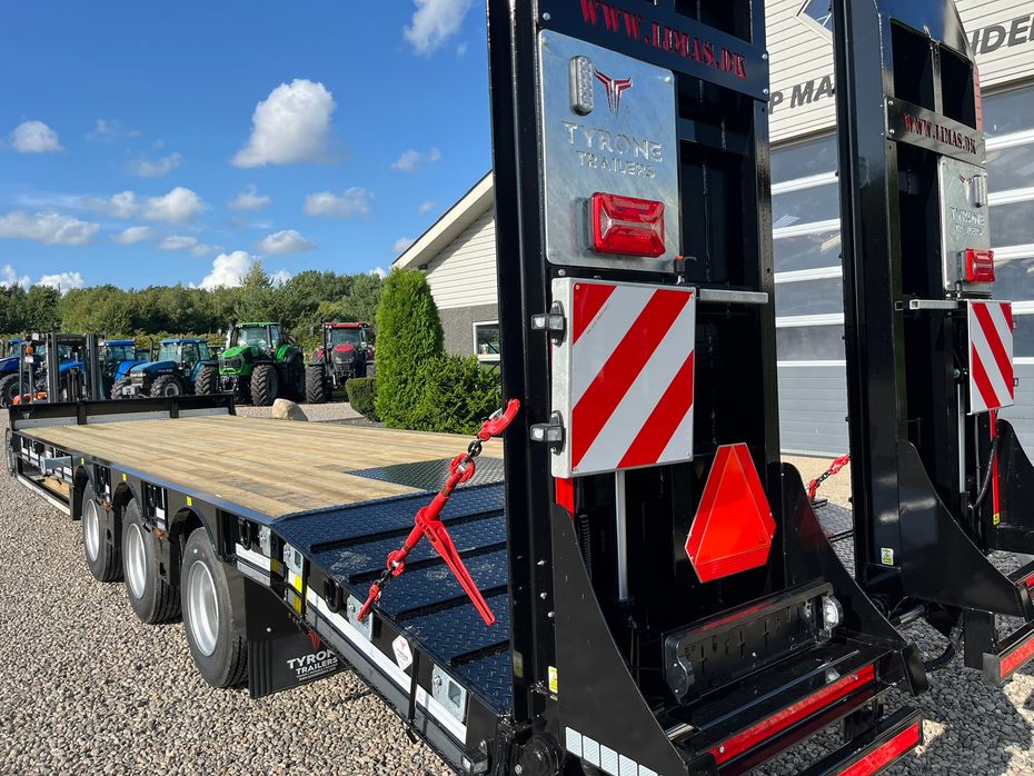 Tyrone 33TLL LANG MODEL med kombi bremser, både luft og hydrauliske bremser. Affjedret træk og affjedret aksler. Med hydrauliske ramper og værktøjskasse - Vogne - Maskintransportvogne - 13