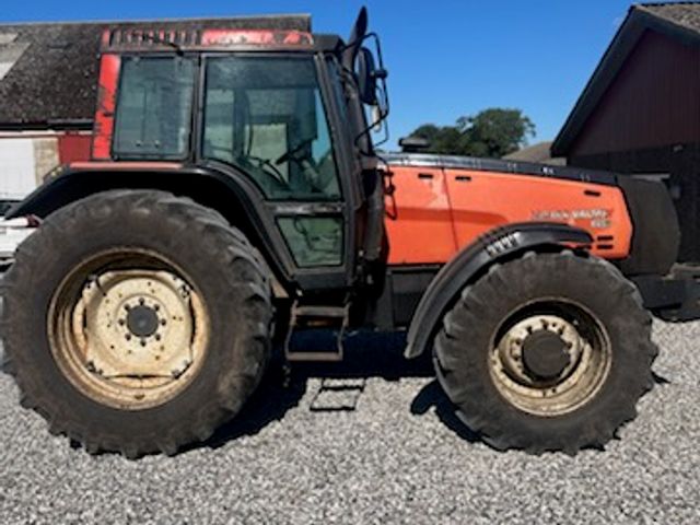 Valtra Valmet 8350