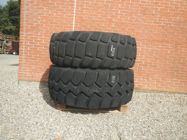 Pirelli 23.5R25