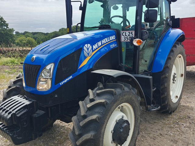 New Holland TD5.95