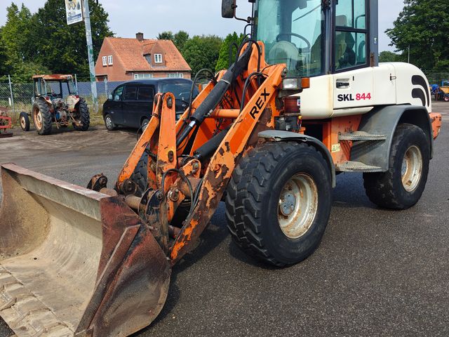 Schaeff SKL 844
