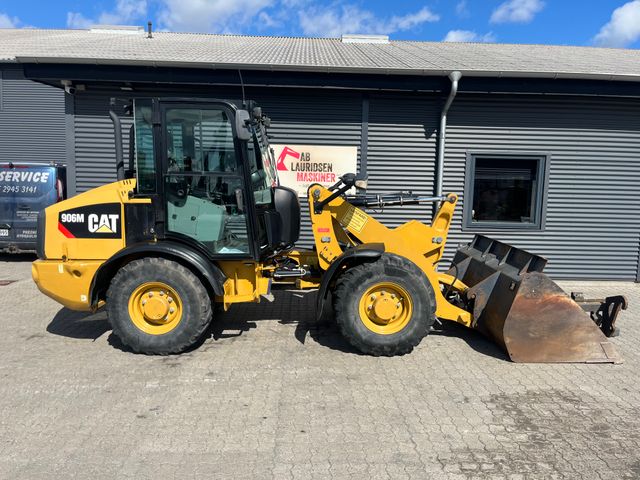 CAT 906