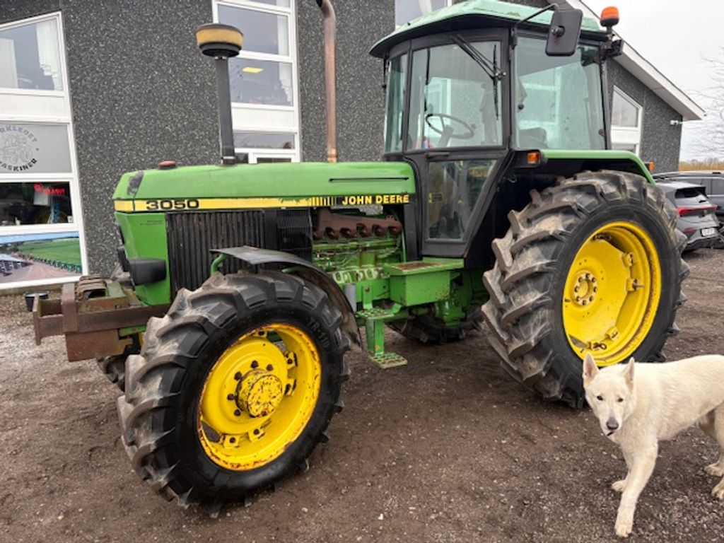 John Deere 3050 4WD MED FRONTVÆGTE 1991 brugt maskine til salg