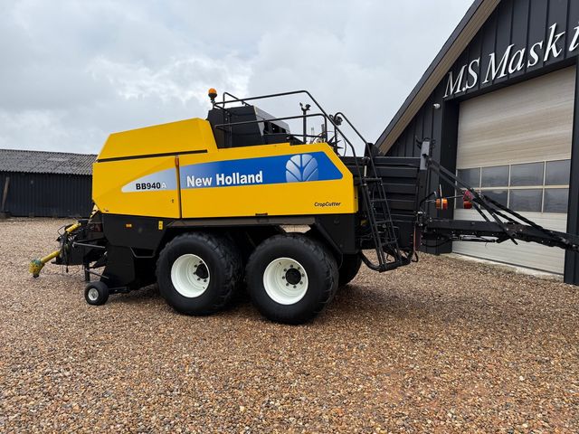 New Holland BB940A